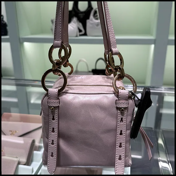 プラダ Dangle Mini レザー ショルダーバッグ pd2601161
