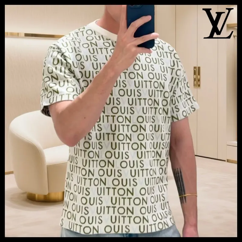 ルイヴィトン クルーネック Tシャツ 1AJTWX