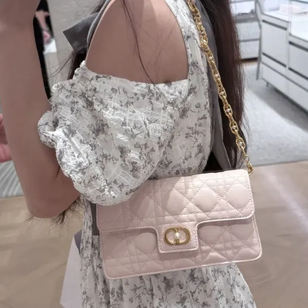 ディオール Jolie ミニバッグ コピー S3117UNJB_M51U