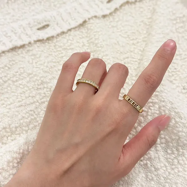 【シンプルで凛とした美しさ♪】ディオール コピー★Dio(r)evolution リング R2365WOMCY_D001