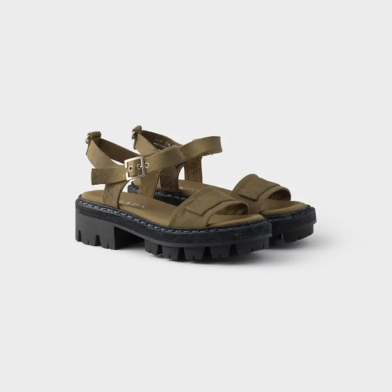 人気商品★プラダ キャンバスサンダル ロゴ刻印 2色 pld458778