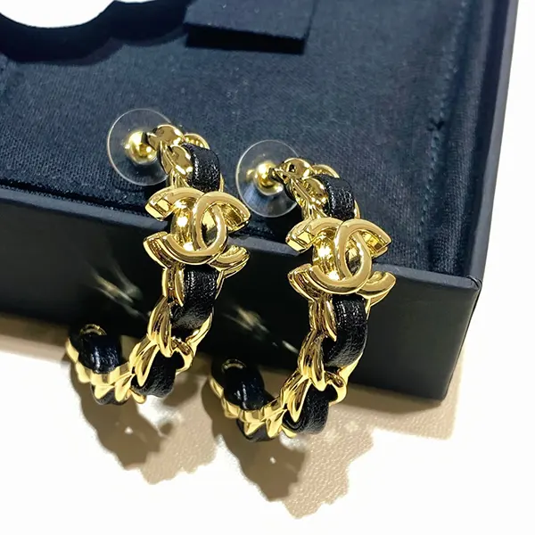 口コミで高評価!シャネル CCマーク レザーフープピアス コピー ABH116 B23469 U7516