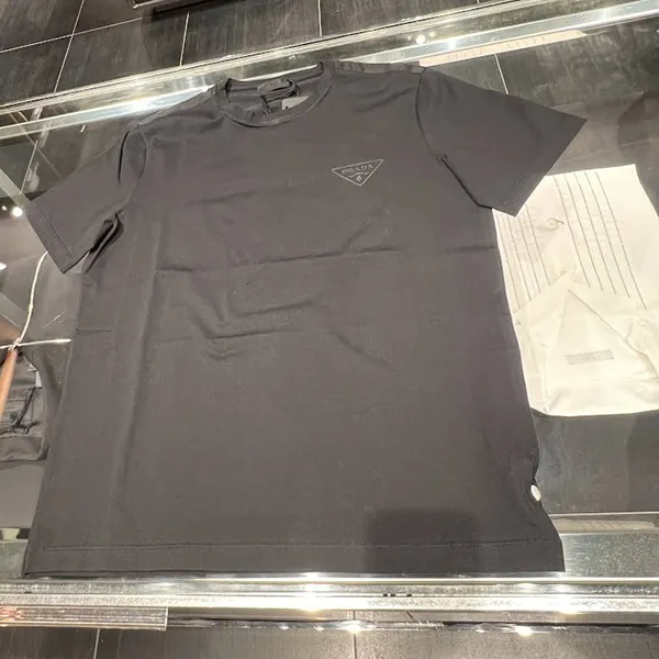 プラダ UJN880トライアングルロゴTシャツ 各色
