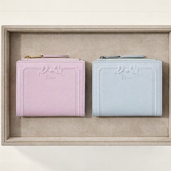 【大人可愛い♡】ディオール メダリオン ウォレット コピー Medaillon Dahlia S3812PQWF_M39Z