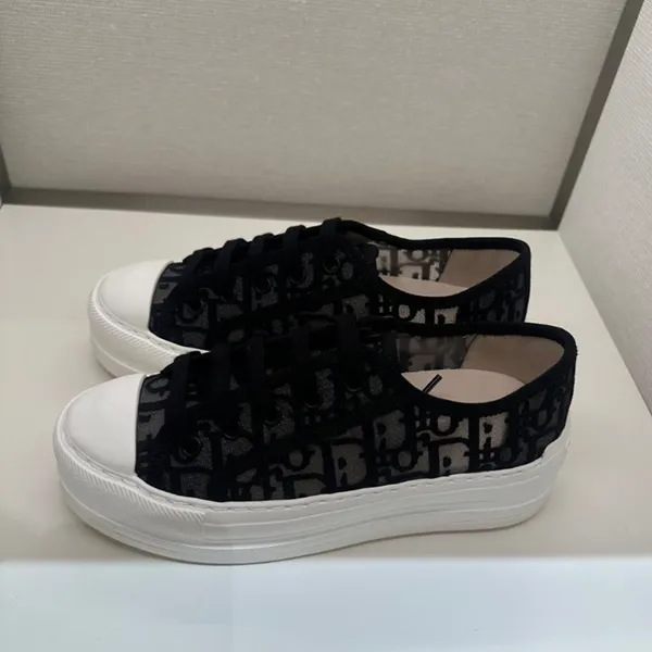 【メッシュ×刺繍】ディオール プラットフォームスニーカー 偽物 KCK546OEN_S900