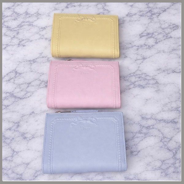 【大人可愛い♡】ディオール メダリオン ウォレット コピー Medaillon Dahlia S3812PQWF_M39Z