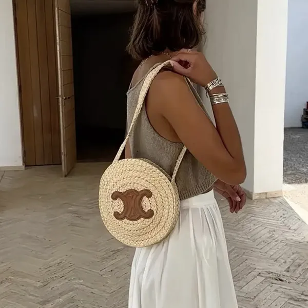 素敵な【セリーヌ】超可愛い ラウンド かごショルダー 199562EDN.02NT