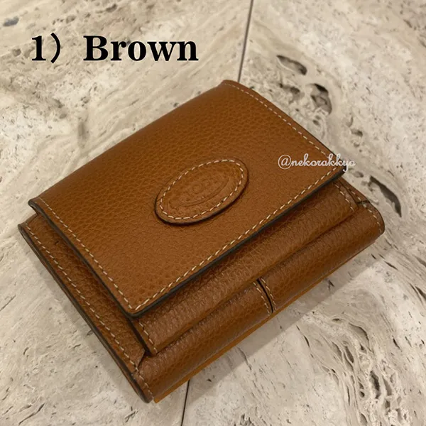 トッズ＊Wallet レザー 三つ折りウォレット スーパーコピー XAWDBNB2000