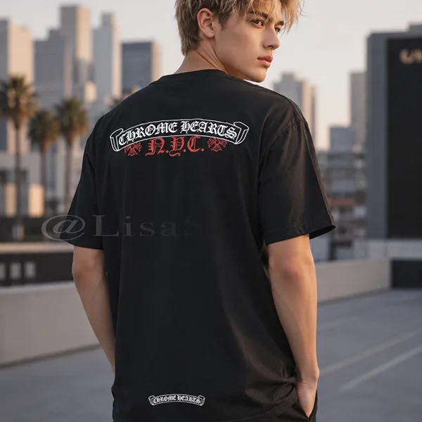 【レア品入荷】クロムハーツ NYC ブラック/レッド ロゴ Tシャツ ch2606083