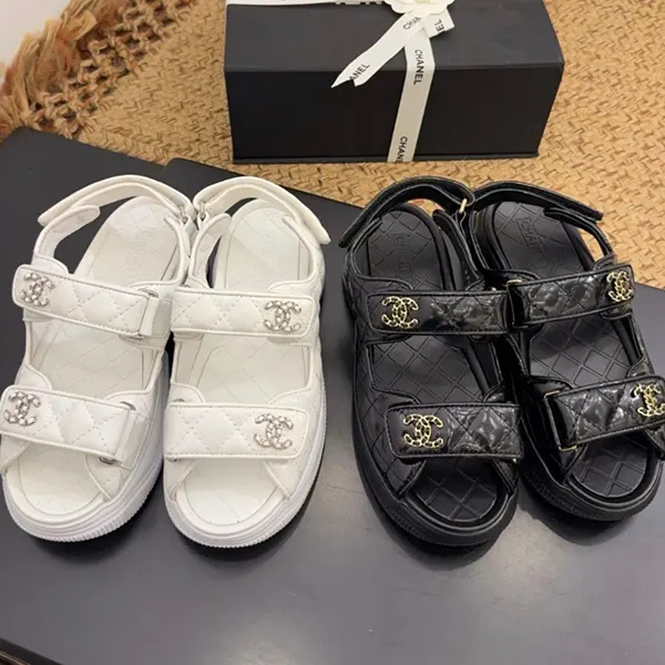 シャネル SANDALS 厚底スポーティサンダル G46293-B21695-94305