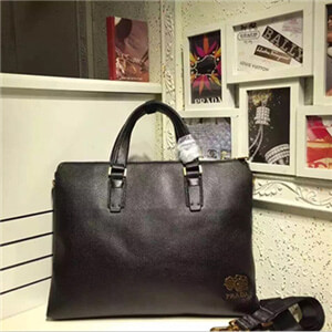2016雑誌掲載商品PRADA✮プラダ8837-1新品男性ハンドバッグ・ビジネスバッグ紳士必須アイテム!魅力全開♪♪