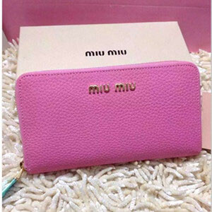 2016永遠の定番Miu Miu★ミュウミュウ女性財布今から活躍!絶賛発売中!☆★